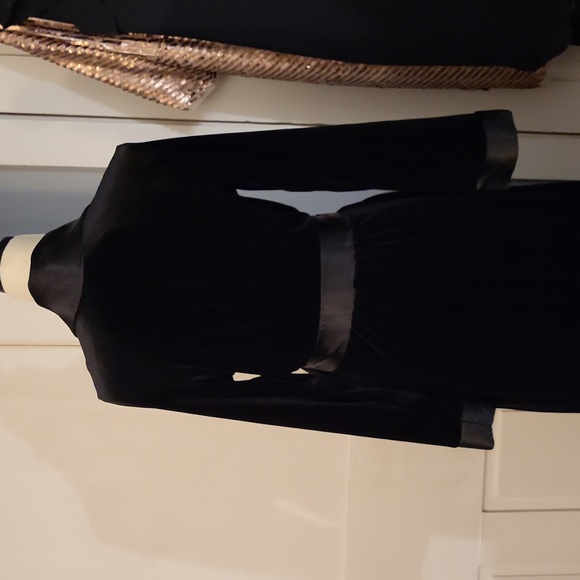 VINTAGE Velvet Satin Robe - Picture 5 of 5